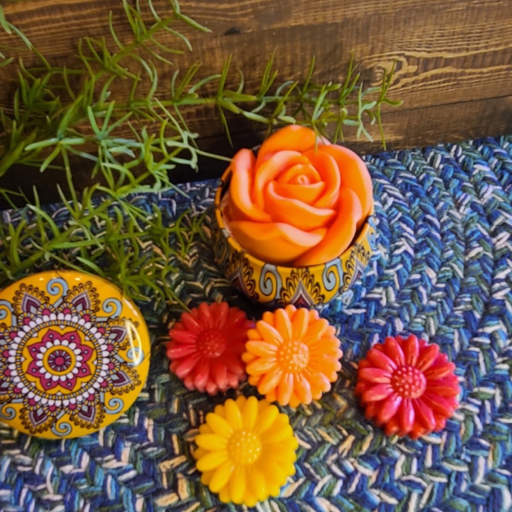 Hand mande Candles - Picture 14 of 16